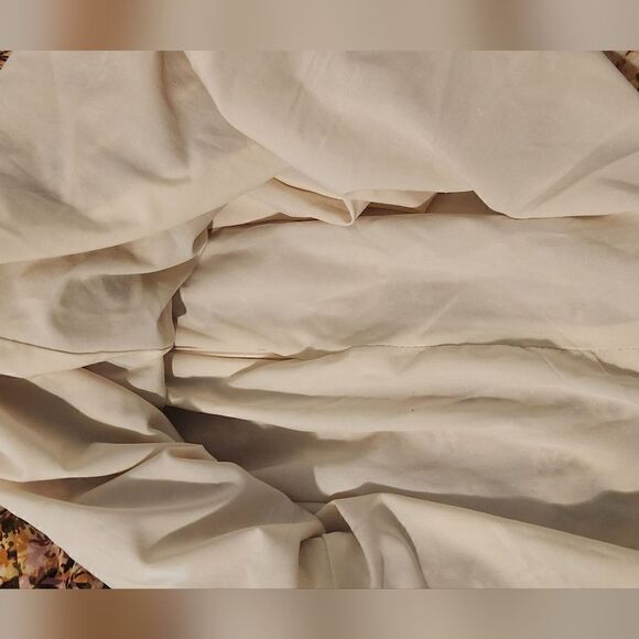 ASTR The Label Shirred Flutter Floral Yellow Chiffon Mini Dress Size Medium - Picture 12 of 13